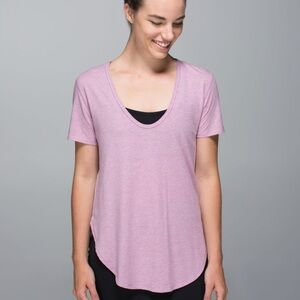 Lululemon Yogini 5 Year Short Sleeve Tee
Heathered Mauvelous / Purple Fog